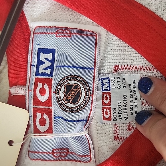 Boys L/XL vintage Shanahan Red Wings jersey - Picture 8 of 8